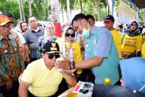 Cek Kesehatan, warnai HUT Lampung ke - 56 di Pulau Pahawang