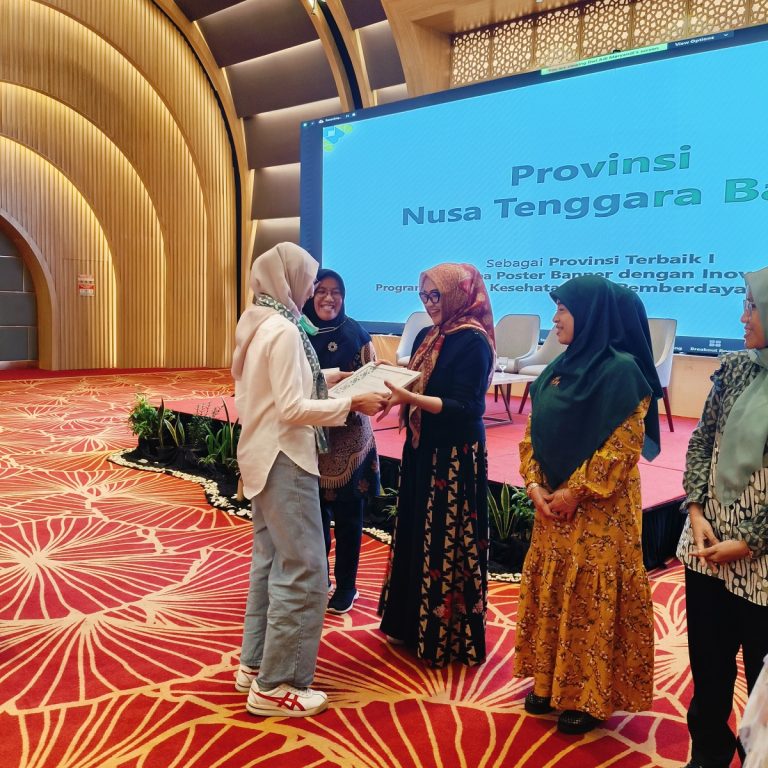 Raih Terbaik ke – 2 Tingkat Nasional Poster Banner Inovasi Program Promosi Kesehatan dan Pemberdayaan Masyarakat Provinsi Lampung