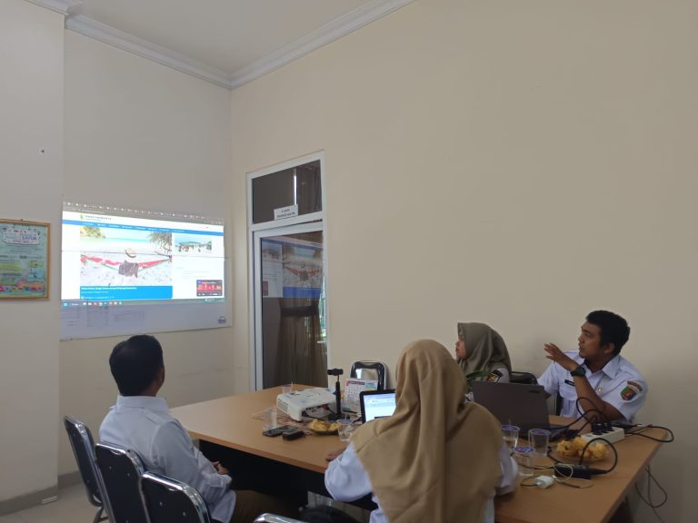 Sinergi Tata Kelola Digital: Dinkes Lampung Dampingi Dinkes Pesawaran Terkait Pengelolaan Website Kesehatan